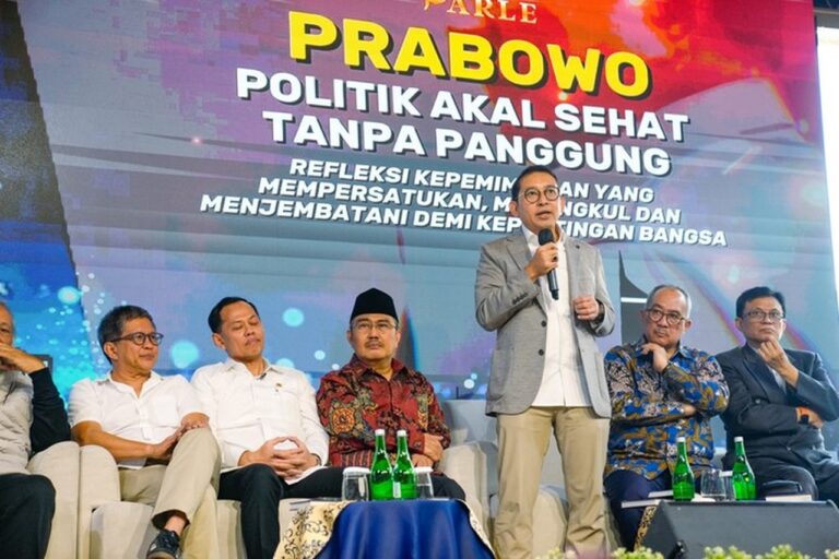 Fadli Zon: Kepemimpinan Prabowo Manifestasi Nyata Politik Akal Sehat Berakar Konstitusi Fadli Zon: Kepemimpinan Prabowo Manifestasi Nyata Politik Akal Sehat Berakar Konstitusi
