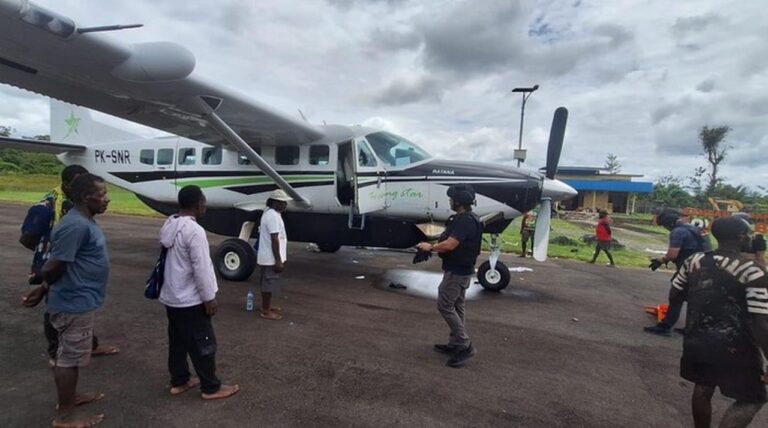 Empat Anggota KKB Ditangkap, Dua Diduga Terlibat Penembakan Pesawat Smart Air