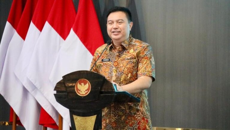 Sekjen Kemendagri Tomsi Tohir Ingatkan APDESI Fokus pada Kepentingan Masyarakat Desa