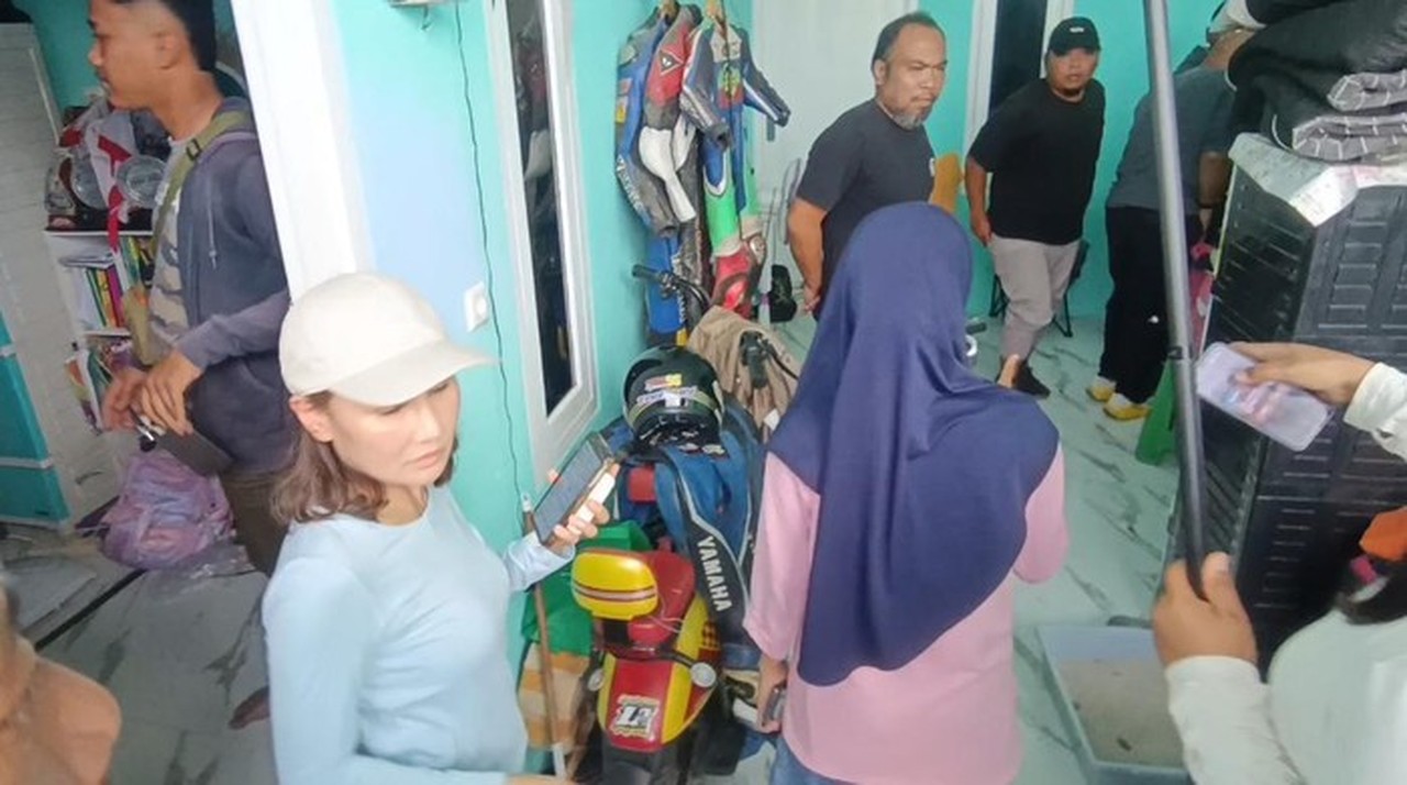 7 Koper Wisatawan Thailand Raib Digasak Pencuri di Kawasan Gunung Bromo Probolinggo 7 Koper Wisatawan Thailand Raib Digasak Pencuri di Kawasan Gunung Bromo Probolinggo