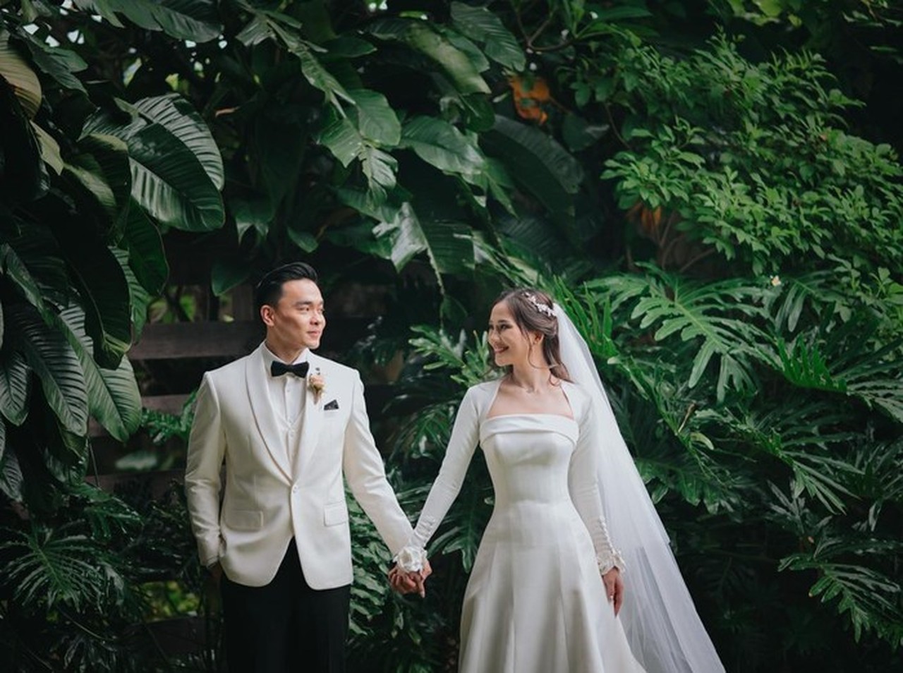 Evelina Tan dan Ivan Kabul Resmi Menikah, Ungkap Kebahagiaan dan Haru di Hari Bahagia