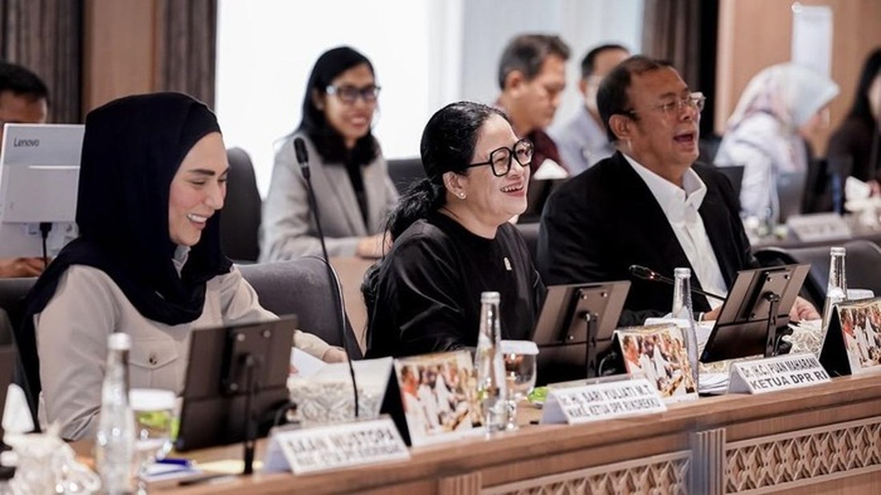 Puan Maharani Pimpin Rapat BKSAP DPR Bahas Diplomasi Parlemen untuk Kesejahteraan Rakyat Puan Maharani Pimpin Rapat BKSAP DPR Bahas Diplomasi Parlemen untuk Kesejahteraan Rakyat