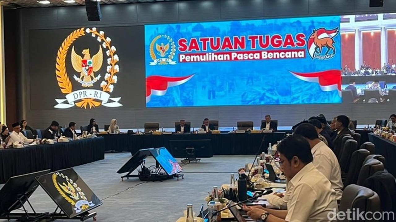 DPR dan Pemerintah Rapat Intensif Bahas Percepatan Pemulihan Pascabencana Sumatera