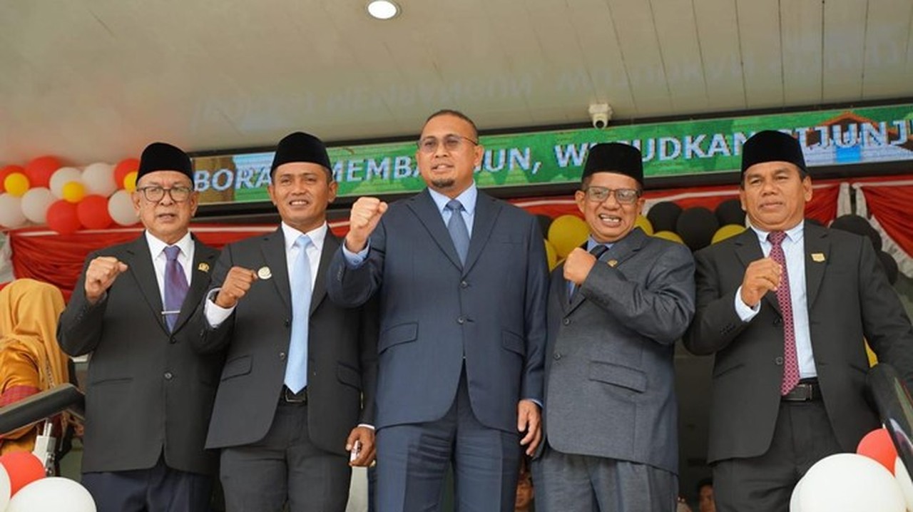 Andre Rosiade Kawal Legalitas Tambang Rakyat dan UMKM di HUT ke-77 Sijunjung