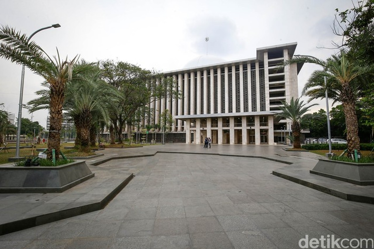 Salat Tarawih Perdana di Masjid Istiqlal Malam Ini, Menag Nasaruddin Umar Jadi Penceramah Pembuka