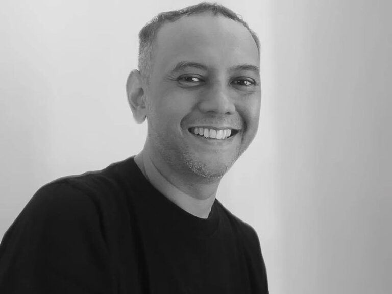 Duka Mendalam Element: Kepergian Lucky Widja Tinggalkan PR Besar Urusan Administratif Band Duka Mendalam Element: Kepergian Lucky Widja Tinggalkan PR Besar Urusan Administratif Band