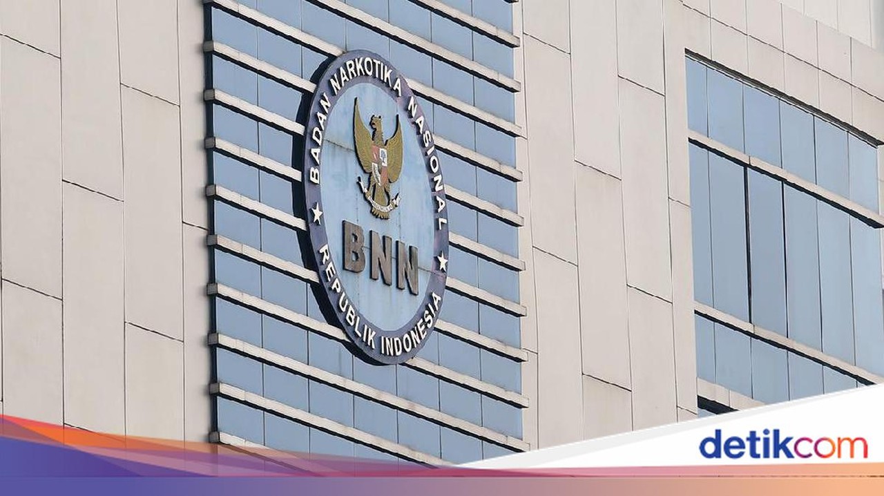 BNN Desak Regulasi Ketat untuk Batasi Peredaran Whip Pink di Tempat Hiburan BNN Desak Regulasi Ketat untuk Batasi Peredaran Whip Pink di Tempat Hiburan