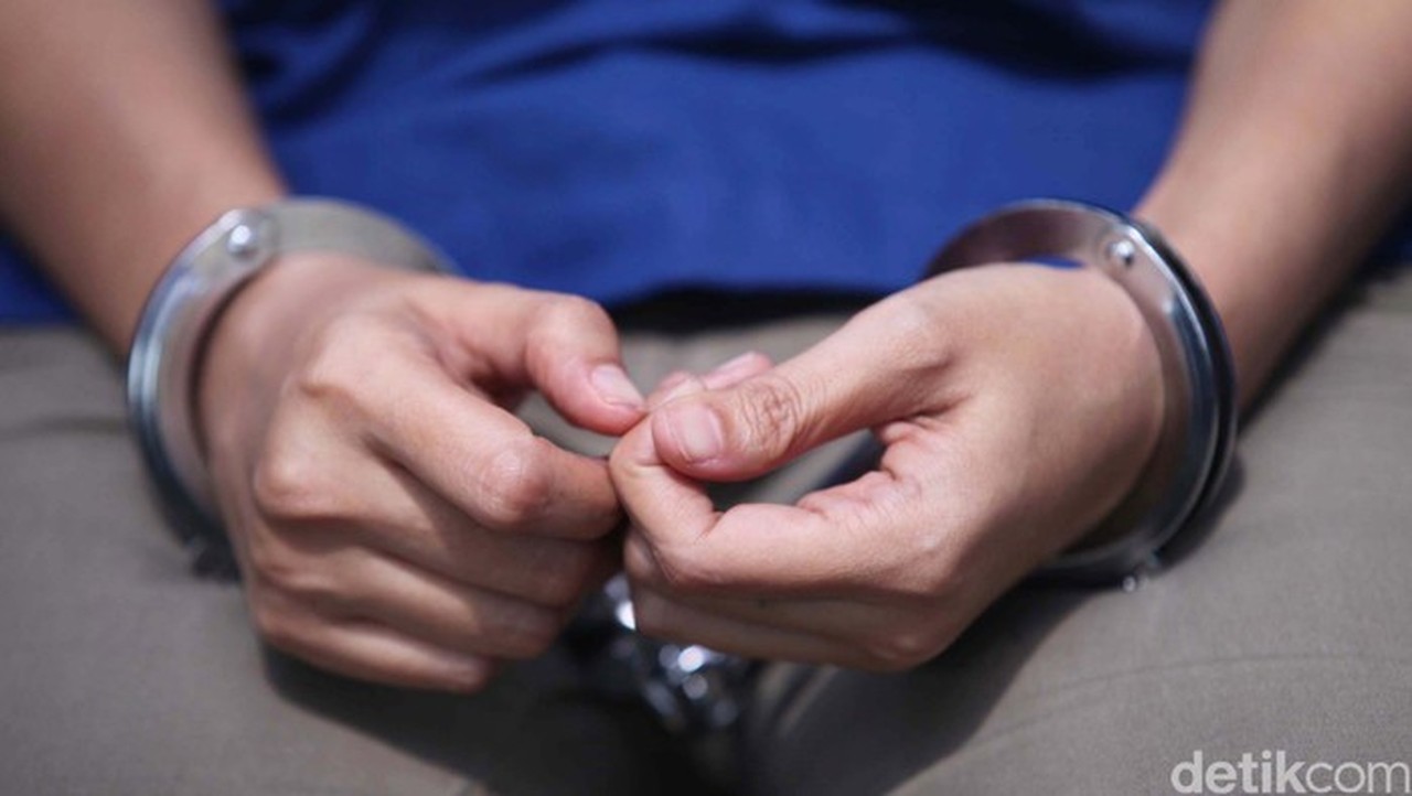 Tiga Remaja Tertangkap Warga Cipayung Saat Mencari Tembakau Sintetis di Malam Tarawih