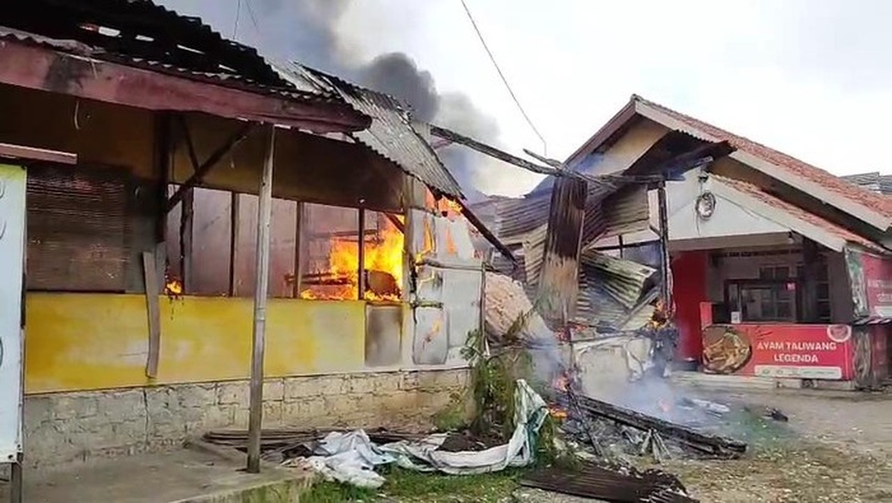 Warung Soto Mang Ohim di Bogor Dilalap Api Akibat Kebocoran Gas, Kerugian Capai Rp 50 Juta