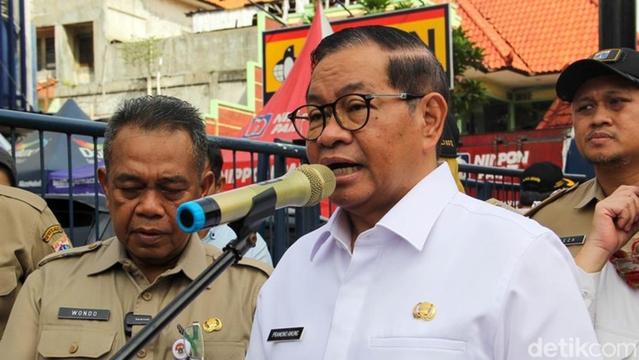 Pramono Anung Dukung Penuh Arahan Prabowo: Gentengisasi hingga Penertiban Spanduk di Jakarta