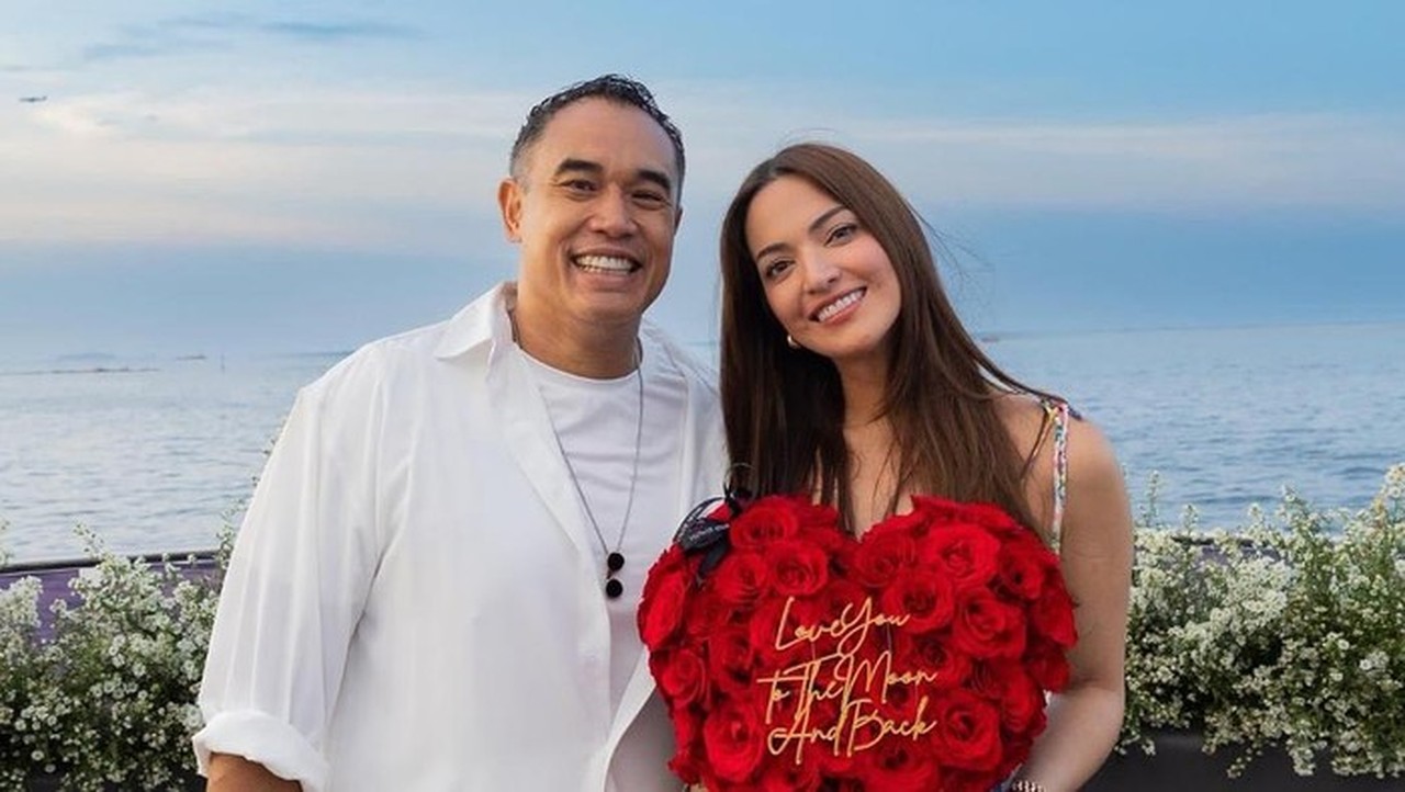 Nia Ramadhani dan Ardi Bakrie Bantah Isu Perceraian: Itu Hoaks! Nia Ramadhani dan Ardi Bakrie Bantah Isu Perceraian: Itu Hoaks!