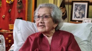 Polri Berduka: Eyang Meri, Istri Jenderal Hoegeng, Berpulang di Usia 100 Tahun