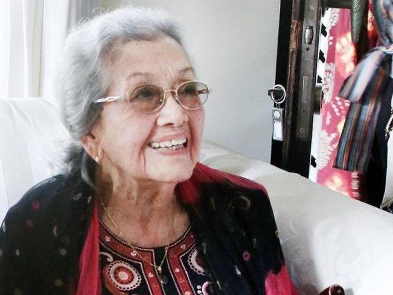 Istri Jenderal Hoegeng, Eyang Meri, Akan Dimakamkan di Samping Suaminya Besok