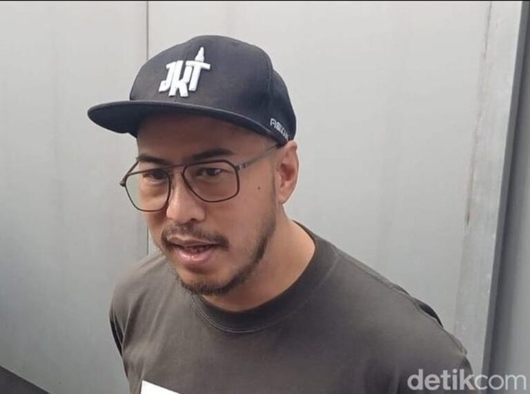 Pandji Pragiwaksono Bertemu Petinggi MUI, Jelaskan Polemik Materi Stand-Up “Mens Rea”