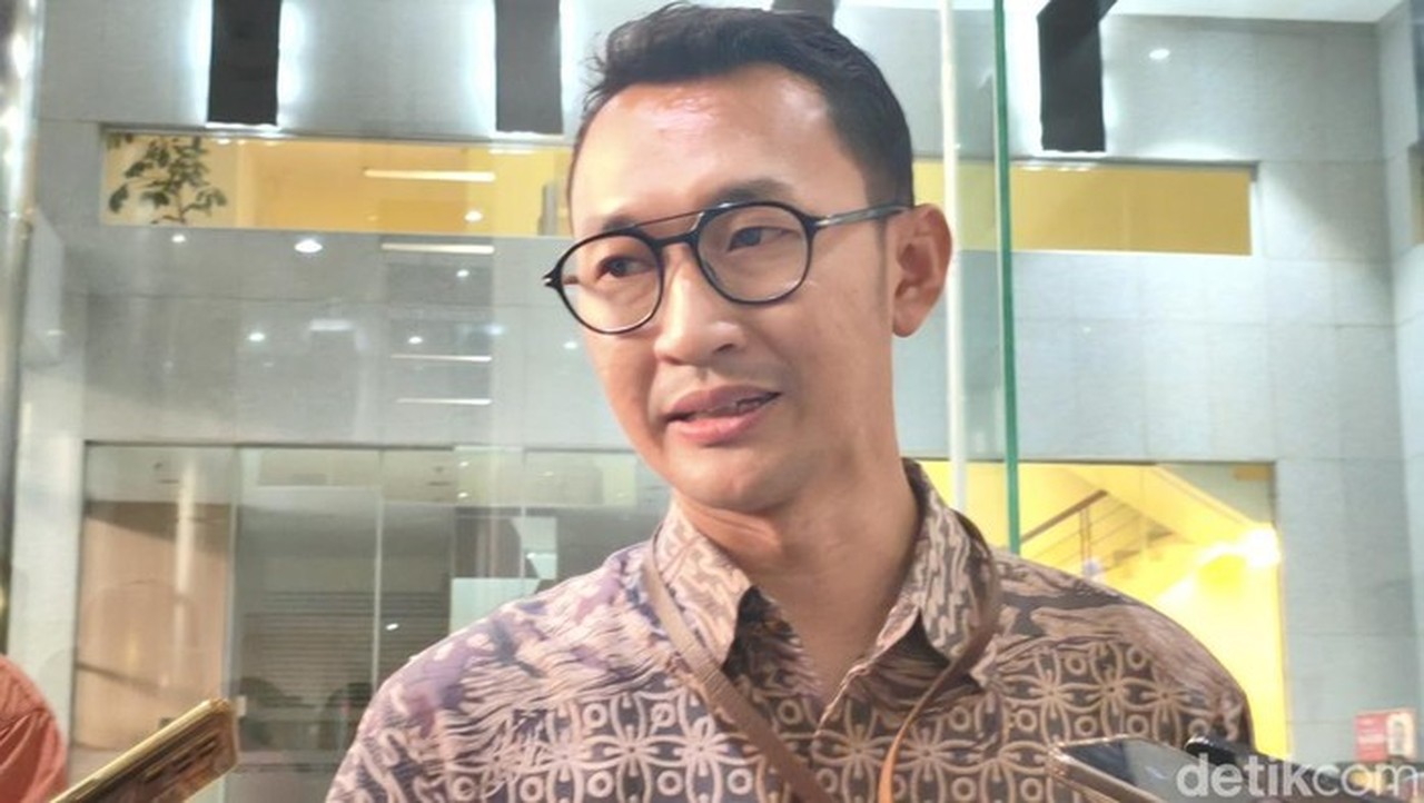 KPK Hadirkan Jaksa Agung Muda sebagai Ahli untuk Hadapi Buron Kasus E-KTP Paulus Tannos KPK Hadirkan Jaksa Agung Muda sebagai Ahli untuk Hadapi Buron Kasus E-KTP Paulus Tannos