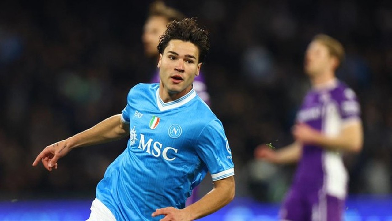 Napoli Taklukkan Fiorentina 2-1 di Kandang, Kokoh di Posisi Ketiga Klasemen Liga Italia