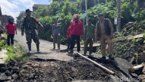 Tanah Bergerak di Tegal: 104 Rumah dan Pondok Pesantren Rusak Akibat Hujan Deras
