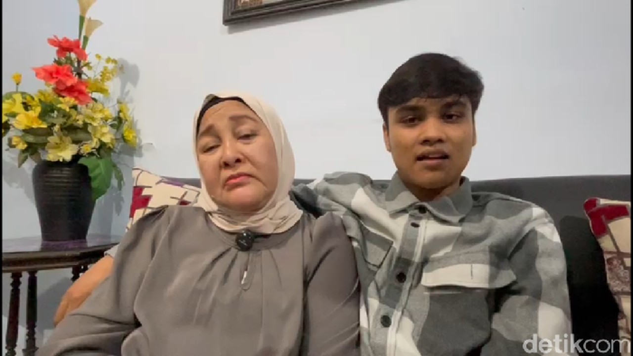 Ressa Rizky Inginkan Pengakuan Langsung dari Denada, Bukan Lewat Kuasa Hukum Ressa Rizky Inginkan Pengakuan Langsung dari Denada, Bukan Lewat Kuasa Hukum