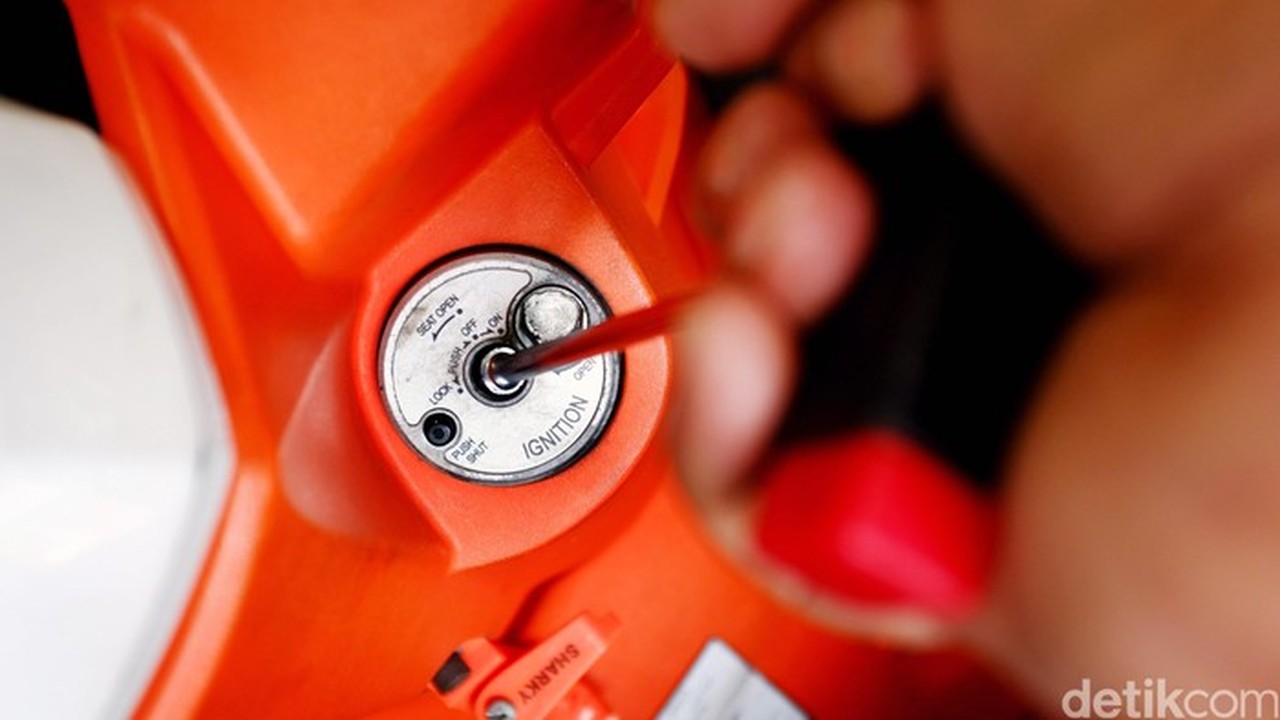 Pencuri Motor Bersenjata Airsoft Gun Dibekuk Polisi di Jakarta Timur