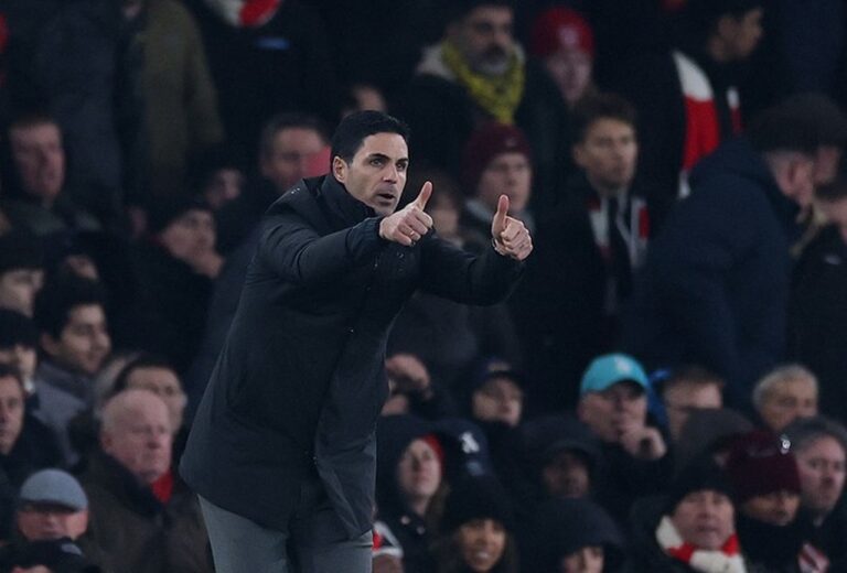 Mikel Arteta Kena Kartu Kuning Akibat Tertawa di Laga Arsenal vs Chelsea