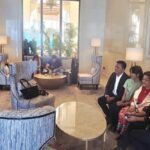 Momen Langka: Prananda Prabowo Jadi Fotografer Dadakan Megawati Bersama Wartawan di Abu Dhabi