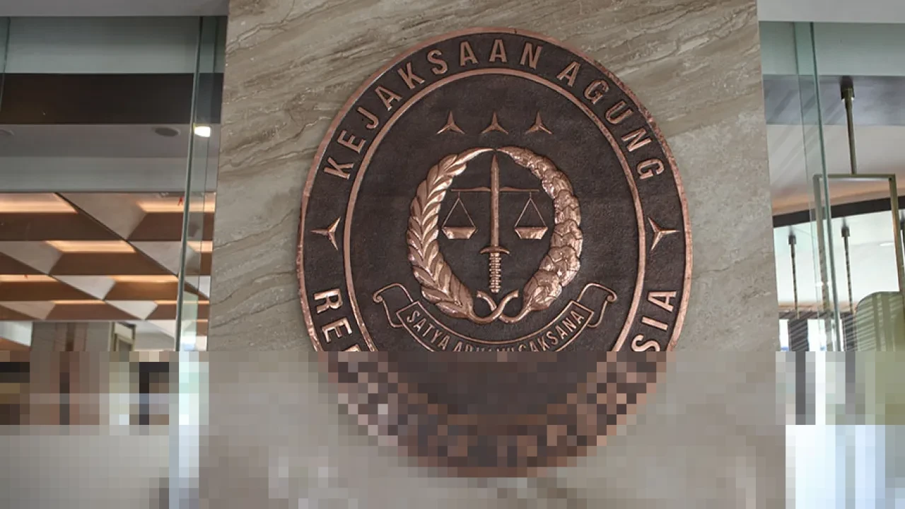 Kejati Kaltim Tetapkan Direktur Tiga Perusahaan Jadi Tersangka Tambang Ilegal di Lahan Transmigrasi
