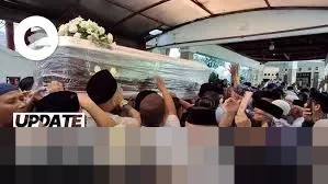 Mantan Gubernur Sumsel Alex Noerdin Dimakamkan di Palembang, Ribuan Pelayat Beri Penghormatan Terakhir
