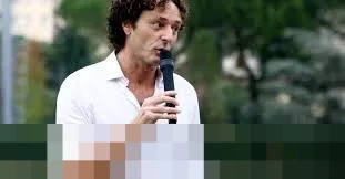 Brovarone: “Fiorentina Wajib Juarai Conference League Musim Ini”