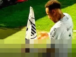 Neymar Cetak Gol Perdana 2026 untuk Santos, Rayakan Ala Vini Jr. Berujung Kartu Kuning