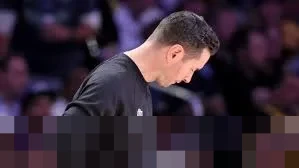 Ayton: ‘Saya Bukan Clint Capela!’ di Tengah Rentetan Kabar Buruk Lakers