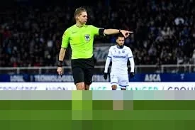 Marc Bollengier Ditunjuk Pimpin Laga Krusial Le Havre Kontra PSG di Ligue 1