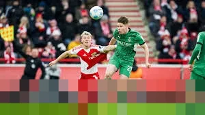 Lukas Ullrich Pecah Telur di Bundesliga, Bawa Gladbach Taklukkan Union Berlin 2-1
