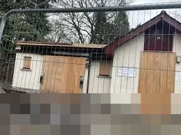 Asuransi Tolak Tanggung Biaya, Dewan Scottish Borders Hadapi Dilema Toilet Umum Peebles yang Hangus