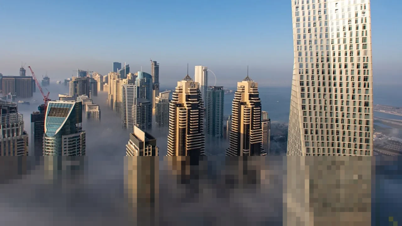 Serangan Rudal Iran Hantam UEA, Satu Warga Sipil Tewas di Abu Dhabi