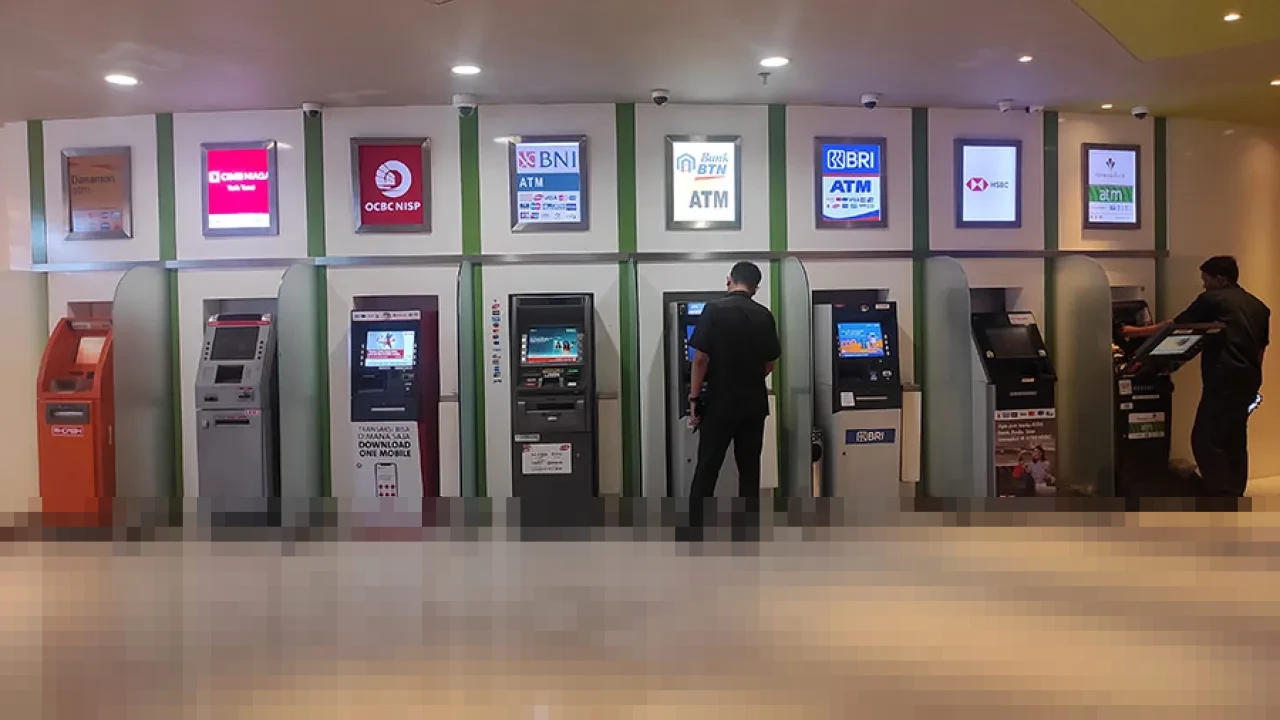 Jelang Lebaran 2026, Bank Mandiri dan BNI Sediakan ATM Pecahan Rp10 Ribu dan Rp20 Ribu