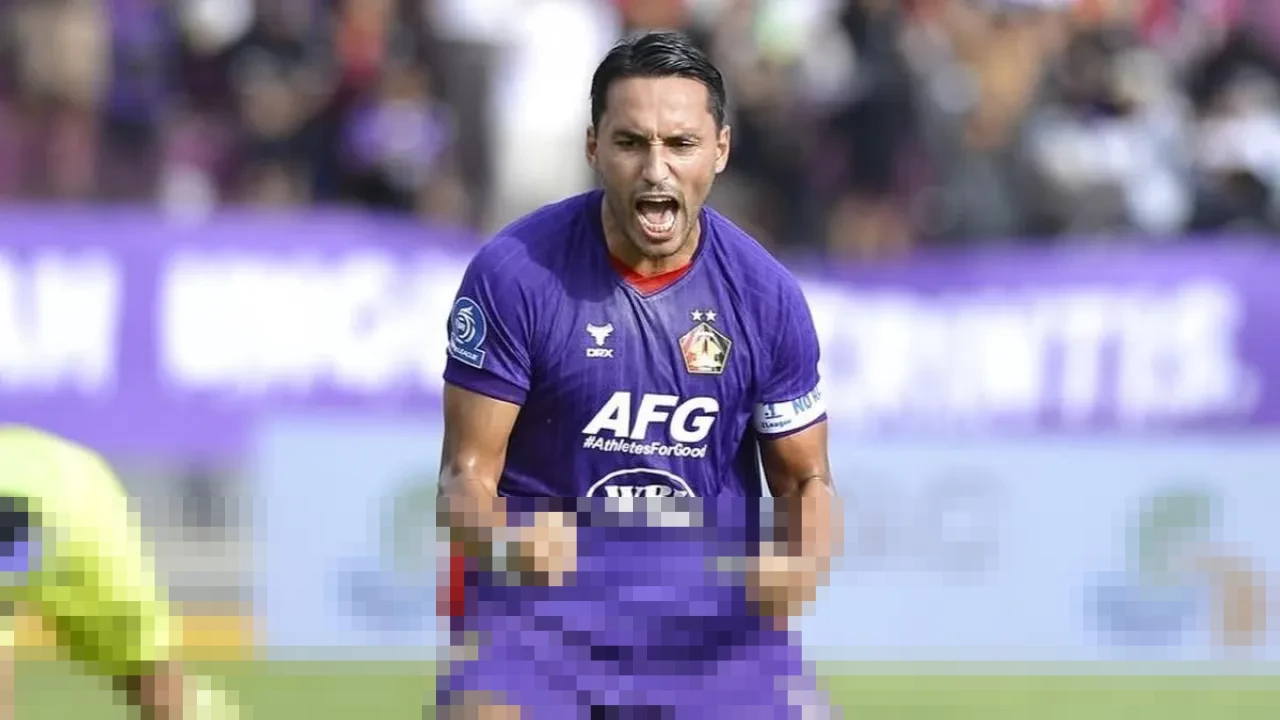 Performa Gemilang Ezra Walian di Persik, Pelatih Dukung Penuh Kembali ke Timnas