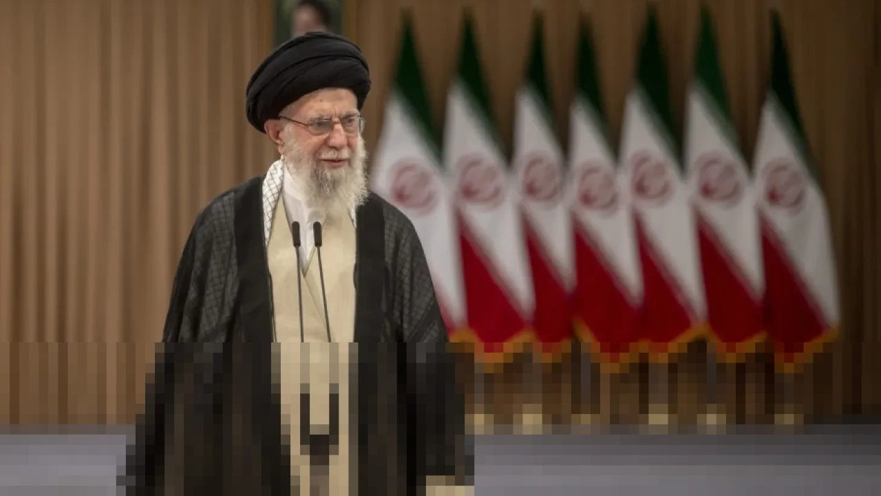 Hizbullah Bombardir Israel Balas Kematian Pemimpin Tertinggi Iran Ali Khamenei