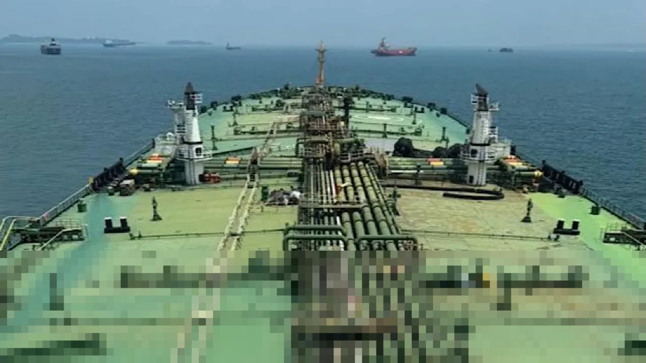 Pasar Minyak Bergejolak Hebat Usai Serangan AS-Israel ke Iran, Ancaman Selat Hormuz Mengintai