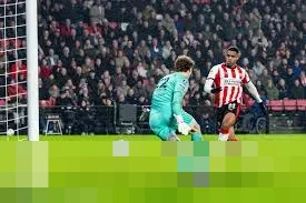 Boadu Cetak Gol Debut Starter, Pepi Sempurnakan Kemenangan PSV atas Heerenveen