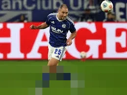 Schalke 04 Amankan Kemenangan Penting atas Fürth pada 2023, Meluruskan Peran Nikola Katic
