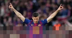 Drama di Praha: Lewandowski Cetak Gol Bunuh Diri dan Gol Penentu, Fermin Lopez Jadi Bintang Barcelona