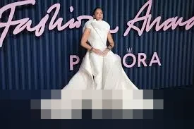 Vicky Pattison dan Selebriti Lain Terjebak di Dubai di Tengah Serangan Rudal Iran