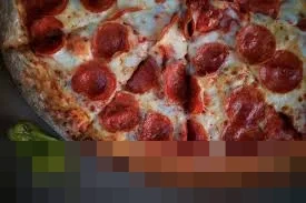 Papa John’s Susul Pizza Hut, Ratusan Gerai Tutup dan PHK Massal di Amerika Utara