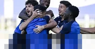 Yannick Ferrera Resmi Latih Dender, Hadapi Misi Berat Selamatkan Tim dari Degradasi Usai Duel Kontra Cercle Brugge