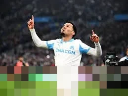 L’Olympico Panas: Marseille Bidik Kemenangan Kandang Keempat Beruntun Kontra Lyon di Vélodrome