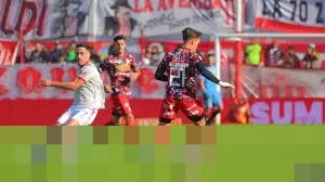 Milito: ‘Kami Merasa Dirampok’ dalam Laga El Bicho vs El Guapo yang Berakhir Kontroversial