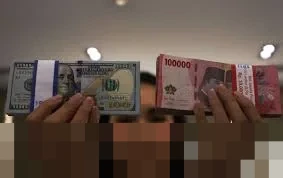 Rupiah Tertekan Konflik Timur Tengah, Analis Prediksi Sentuh Rp 17.000 per Dolar AS