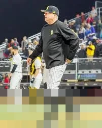 Christian Ostrander Ukir Sejarah, Raih 100 Kemenangan Tercepat di Southern Miss