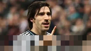 Sandro Tonali Disebut ‘Layak Main di Tim Besar’, Newcastle Patok Harga Fantastis di Tengah Minat Raksasa Eropa