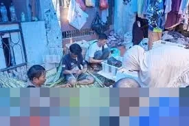 Pasar Jatinegara dan Palmerah Diserbu Pembeli Kulit Ketupat Jelang Lebaran 2026